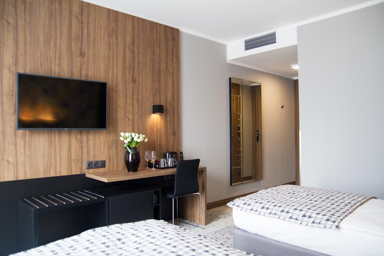 Ibb Hotel Гданск Екстериор снимка